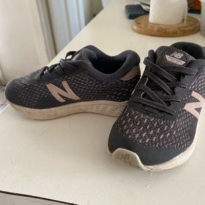 NB kids shoes